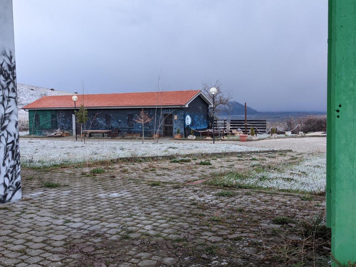 Rifugio Silone Pescina Exterior foto
